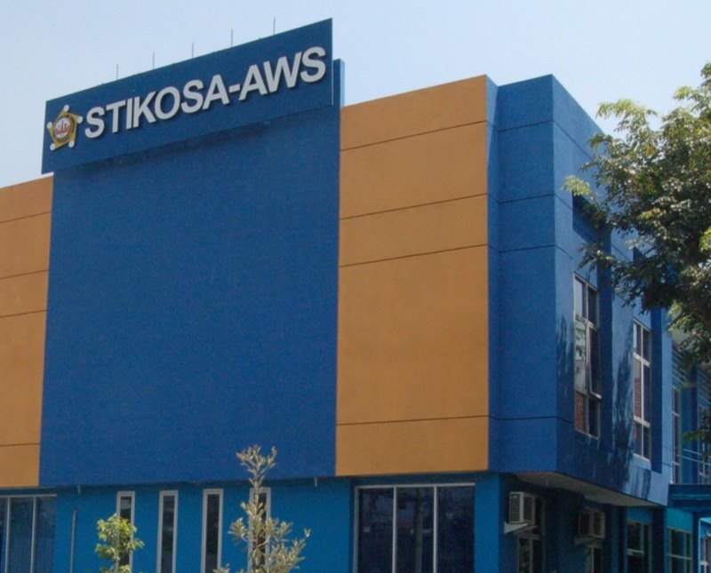 jurusan Sekolah Tinggi Ilmu Komunikasi Almamater Wartawan Surabaya kelas karyawan